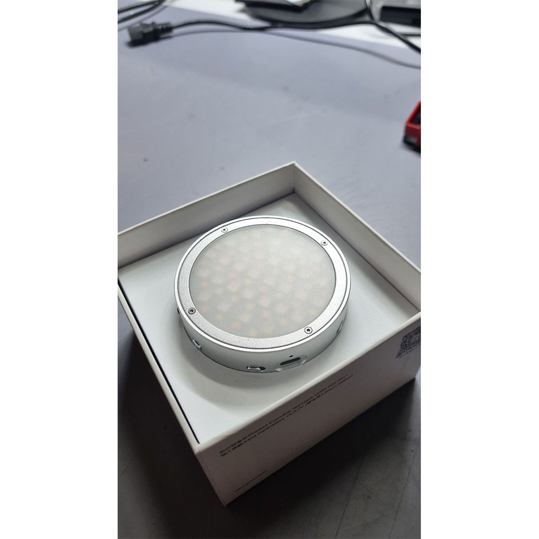 Осветитель светодиодный Godox R1 mini RGB Silver — уценка