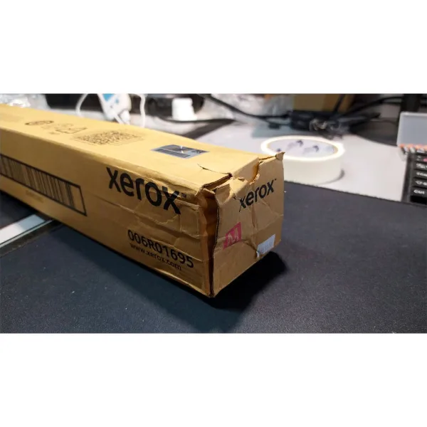 Тонер-картридж Xerox 006R01695 (малиновый) — уценка